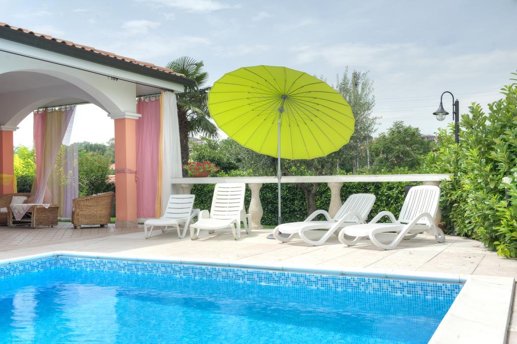 B&B Villa Gloriana Sona Exterior foto